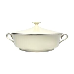 Lenox “Solitaire” Porcelain (Vegetable) Serving Bowl w/Lid & Handles 9” 1.75qts